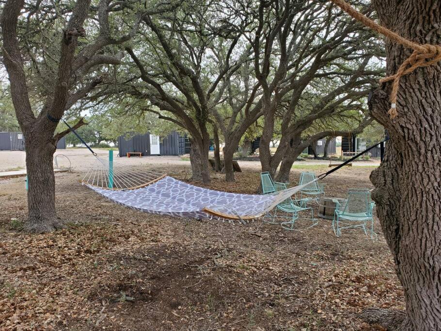 The Container Retreat @ 290 Wine Trail #9 Get Away Today! Hye Exteriör bild